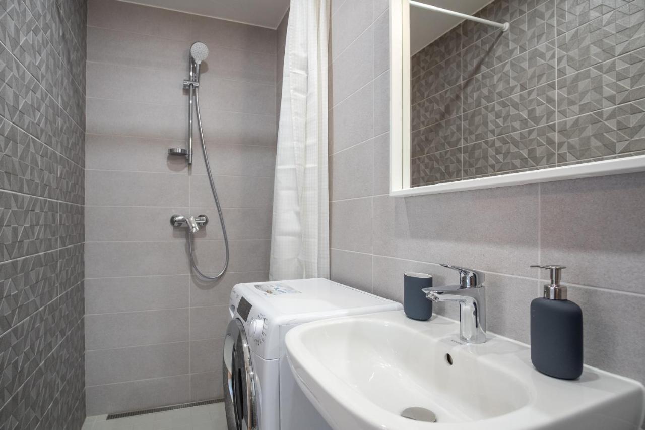 Spacious Mustamaee Apartments - Free Parking Talin Exterior foto